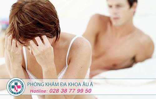Quan hệ đau rát có sao không?