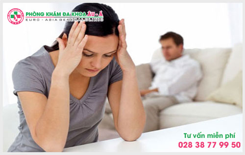 Chuyên gia trả lời: Tại sao khí hư đặc quánh và có màu trắng đục?